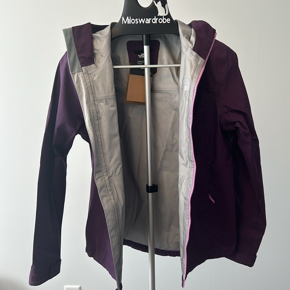 The North Face terrain 3 layer jacket - Picture 2 of 8